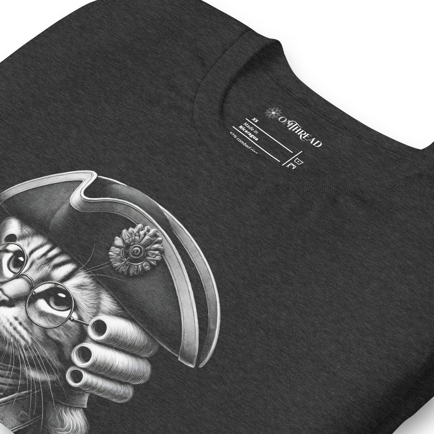 OMTHREAD Paw-triot Cat T-Shirt | Patriotic Cat Shirt | Funny Independence Day Tee