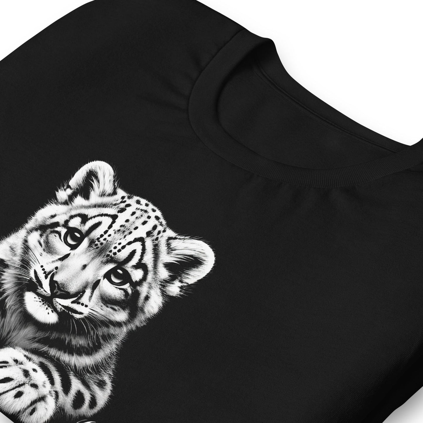 OMTHREAD Snow Leopard Cub - Approx. 7,000 Left Tee