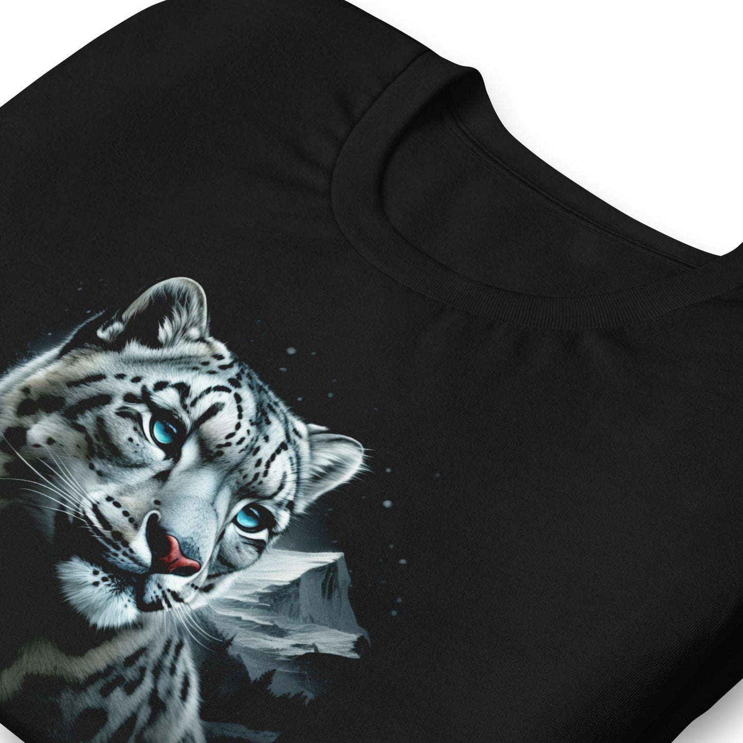 OMTHREAD Snow Leopard Gaze Conservation Tee
