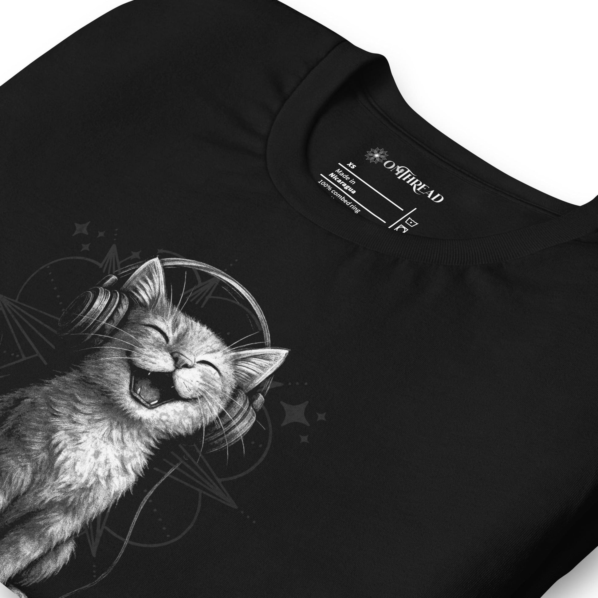 OMTHREAD Musical Vibes Cat T-Shirt, Smiling Cat Shirt for Cat Lovers, Giftable Positive Vibes Cat Tee