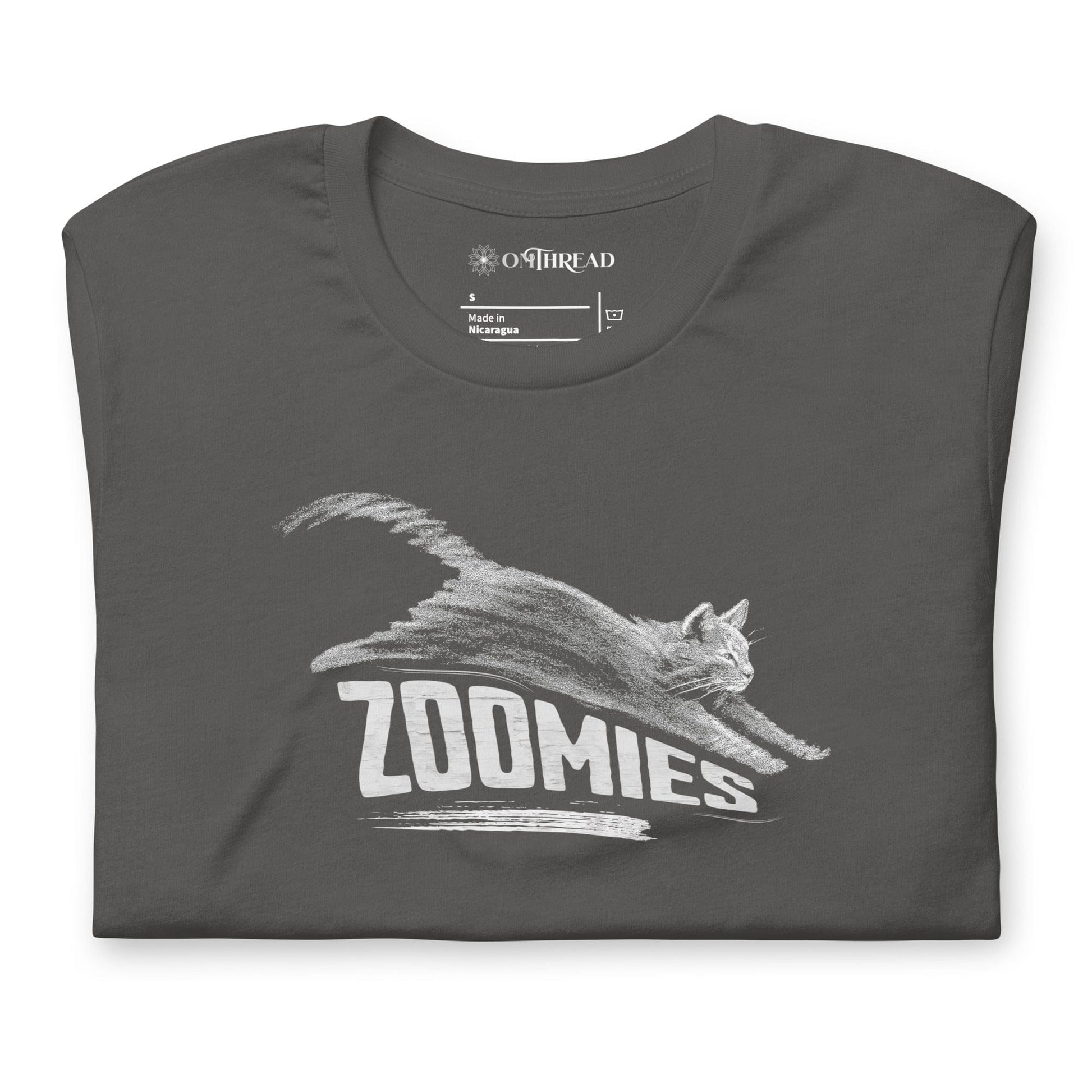 OMTHREAD Zoomies Cat T-Shirt, Funny Giftable Cat Tee for Cat Lovers